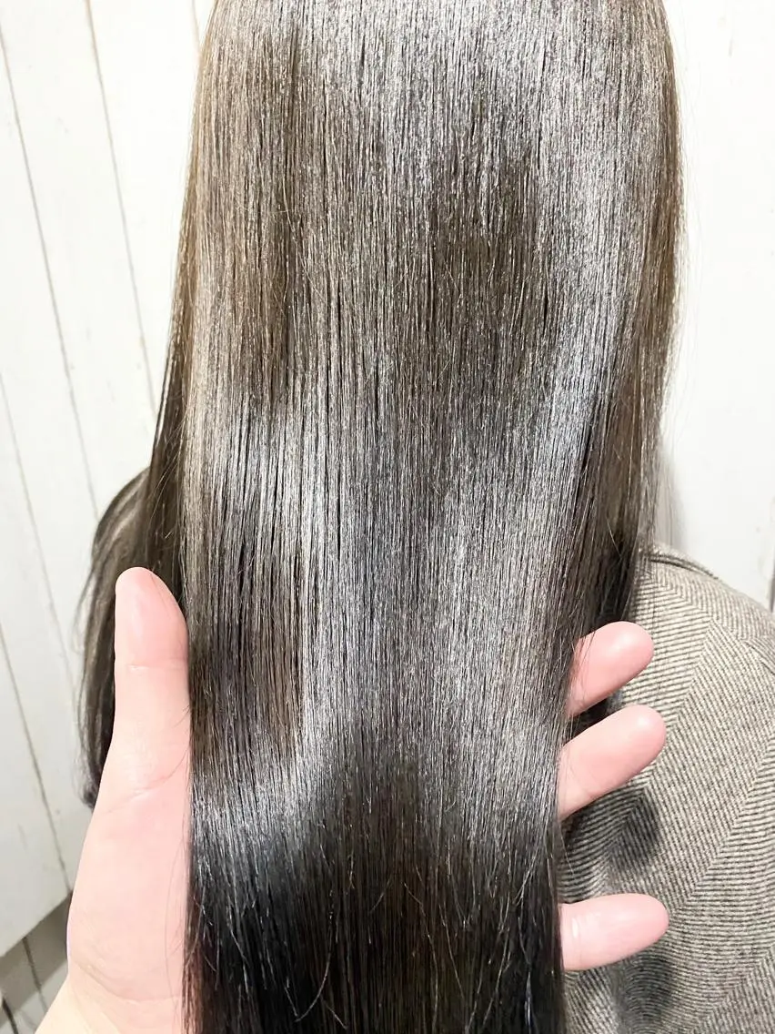ミディアム カラー パーマ ヘアアレンジ アッシュ バレイヤージュ ベージュカラー ブリーチ 透明感カラー 👑指名率No.1 👑坂口飛翔のヘアスタイル