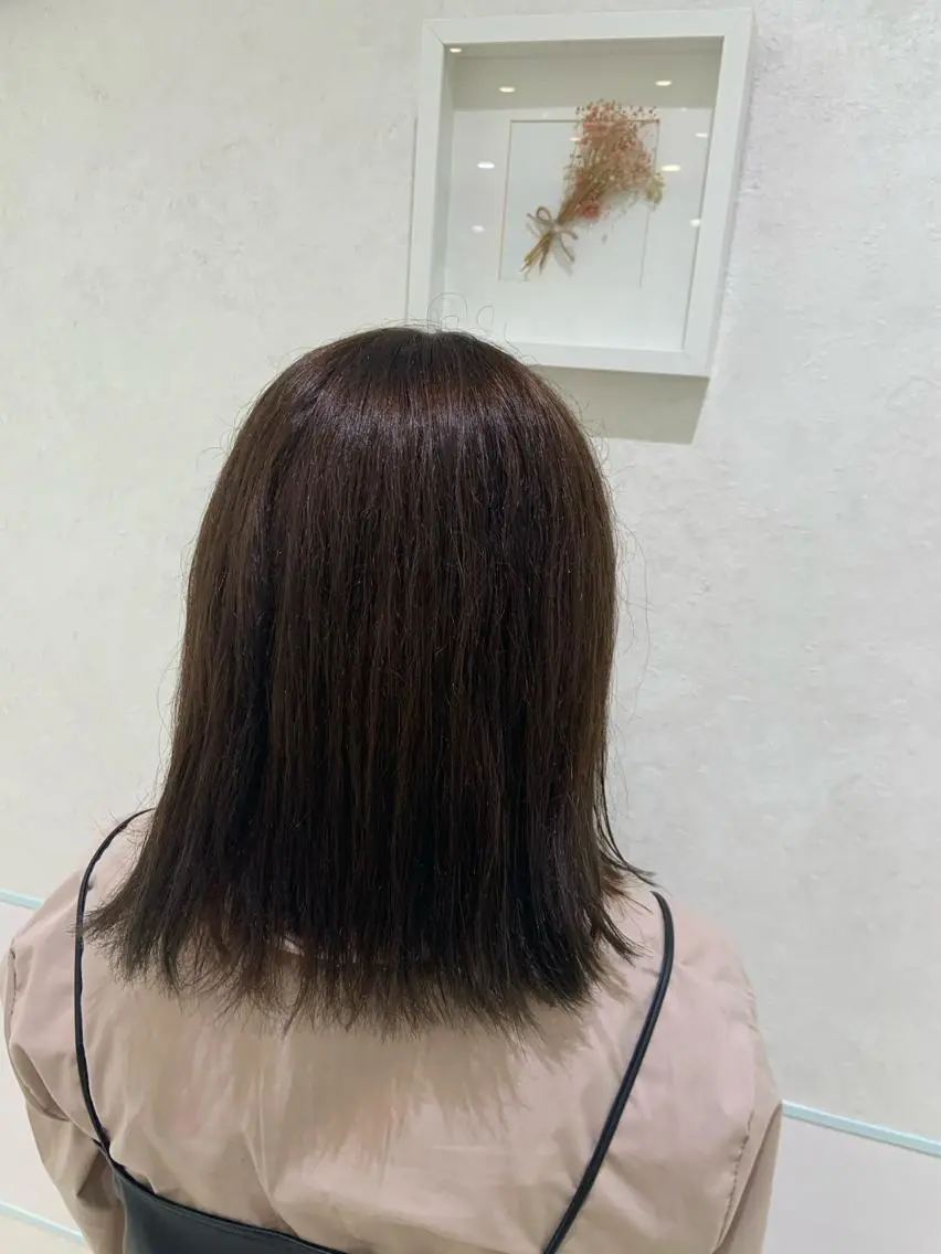ミディアム カラー パーマ ヘアアレンジ ベージュカラー オリーブベージュ ハイトーンカラー🤍 山下 優華のヘアスタイル