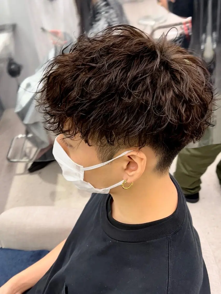 メンズ メンズパーマ 波巻きパーマ カット パーマ メンズ特化美容師/ 新井　洸太のヘアスタイル