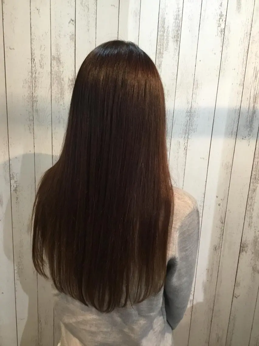 ロング カラー カット トリートメント embrace エンブレイスのヘアスタイル
