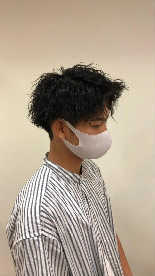 パーマ メンズ メンズパーマ ツイストスパイラルパーマ スパイラルパーマ パーマ メンズパーマのプロ 川野翔太のヘアスタイル