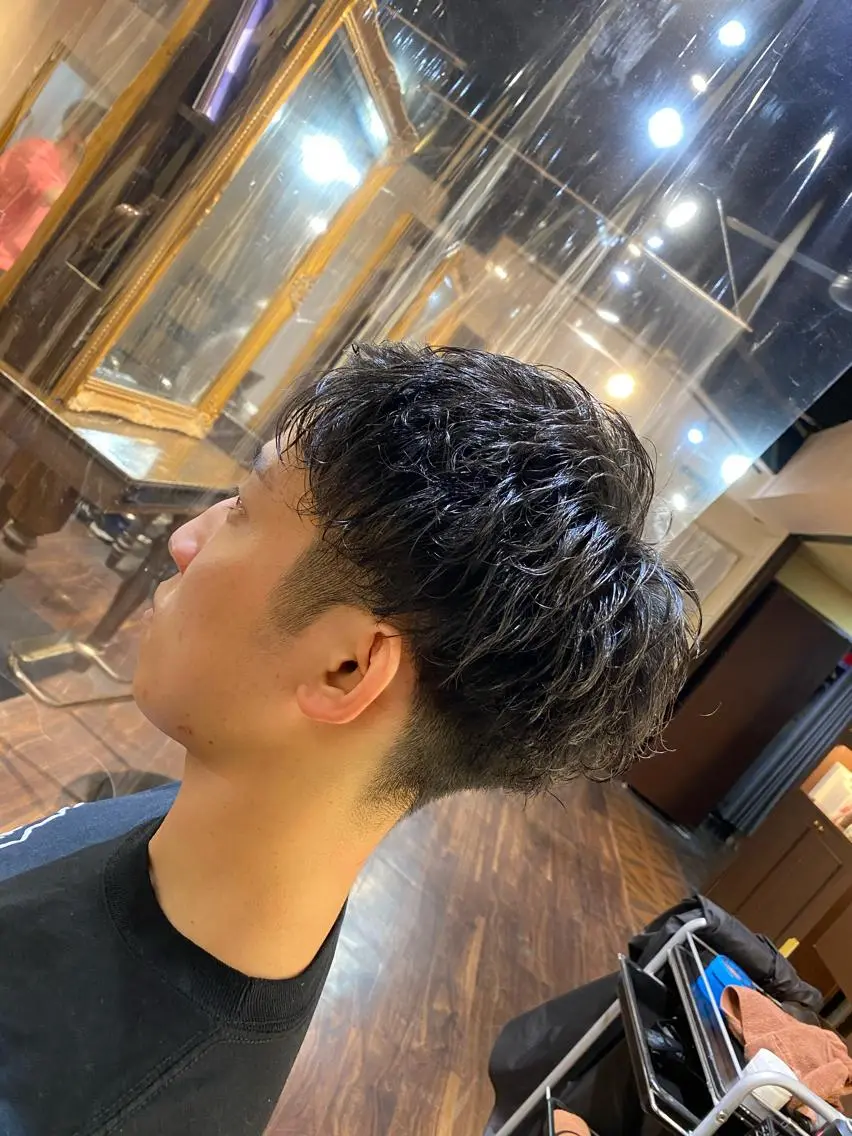 パーマ メンズ メンズパーマ 大阪メンズヘアのプロ 高橋 直希のヘアスタイル