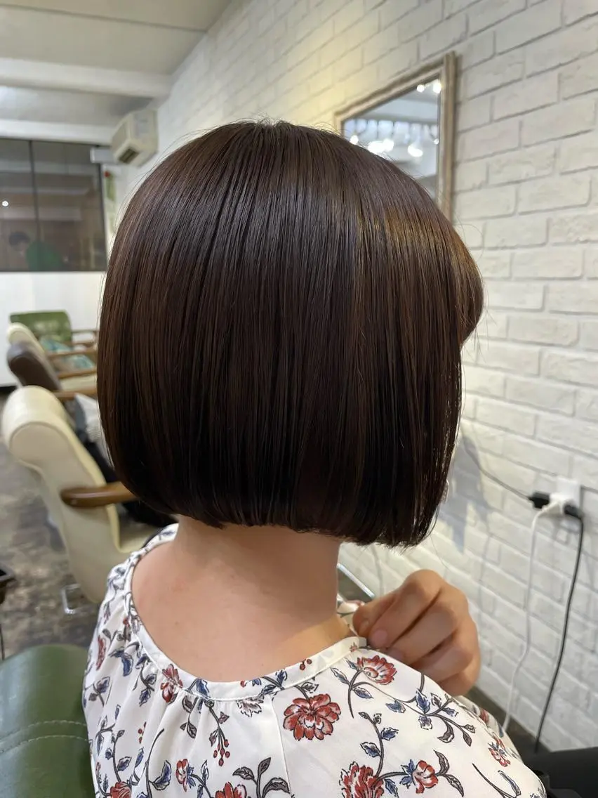 ショート ボブ ✨透明感カラー🌱 上村 舜のヘアスタイル
