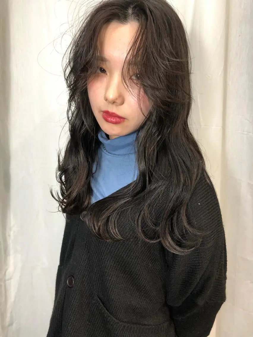 ロング 🫧🇰🇷韓国ヘア レイヤー🐺Yutaのヘアスタイル