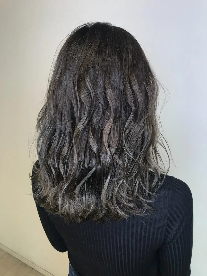 ミディアム ボブ カット ヘアカラー パーマ 縮毛矯正 Miru by INCE HAIRのヘアスタイル