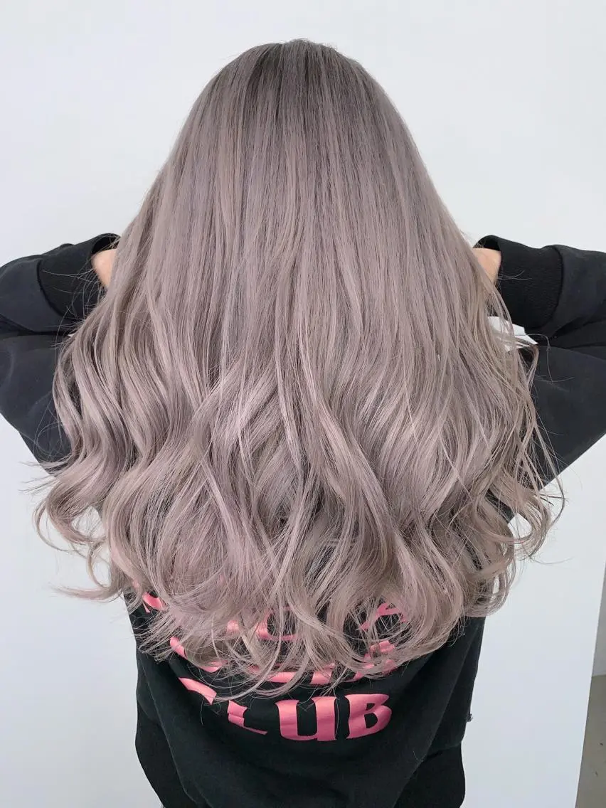 ロング カット ヘアカラー トリートメント 山田 絵里菜のヘアスタイル