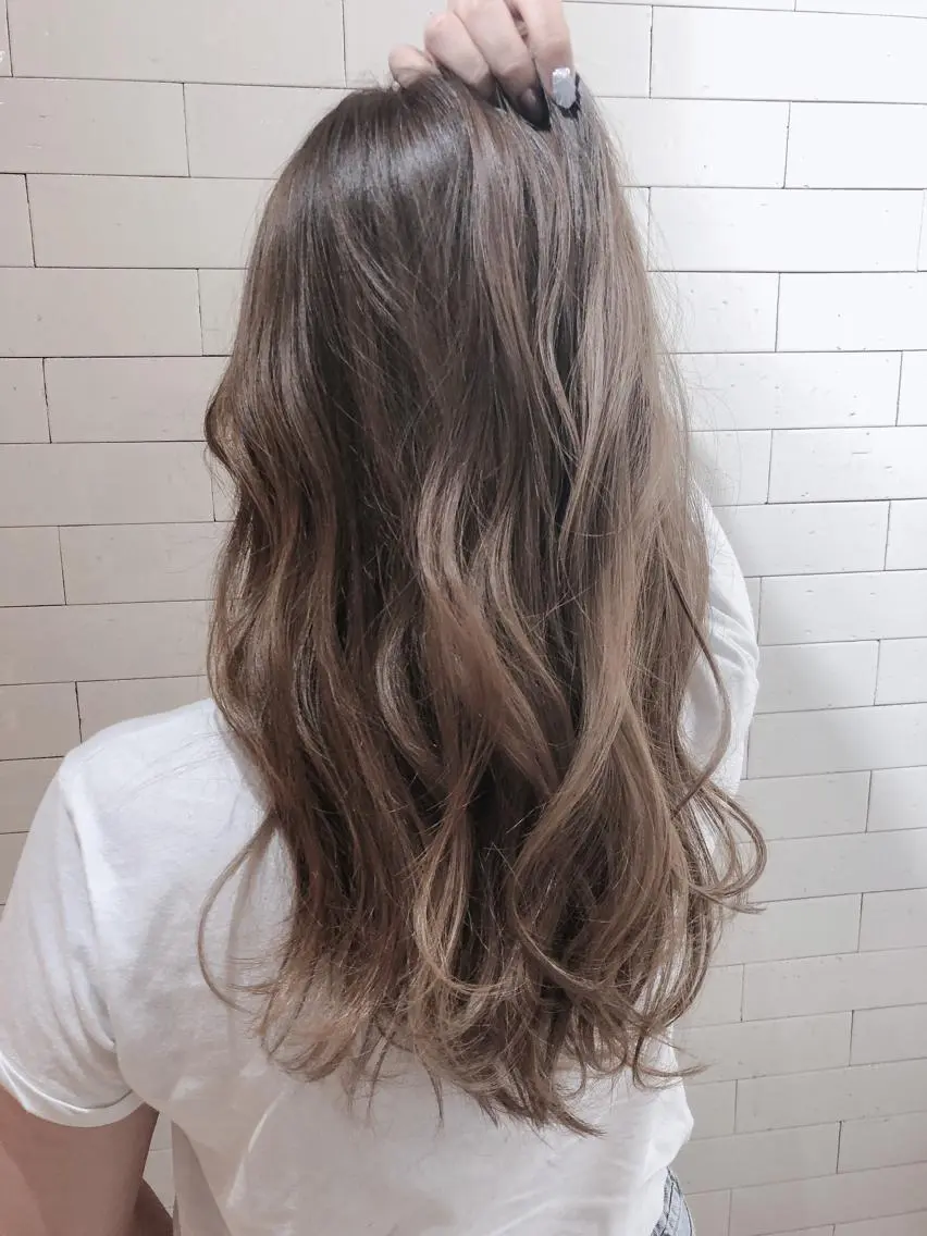 セミロング カラー パーマ ヘアアレンジ アッシュ バレイヤージュ ベージュカラー ブリーチ ケアブリーチ カット ヘアカラー 縮毛矯正 バレイヤージュ 藤沢 髪質改善 竹内ケンゴのヘアスタイル