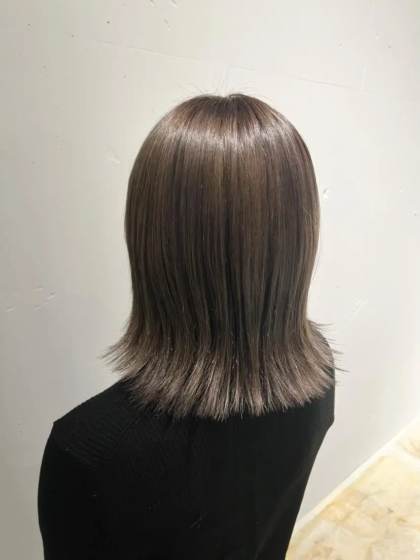 ミディアム カラー 透明感カラー グレージュ オリーブグレージュ オリーブグレー ヘアカラー トリートメント ヘッドスパ カラースペシャリスト しょう🧑🏼🎨のヘアスタイル