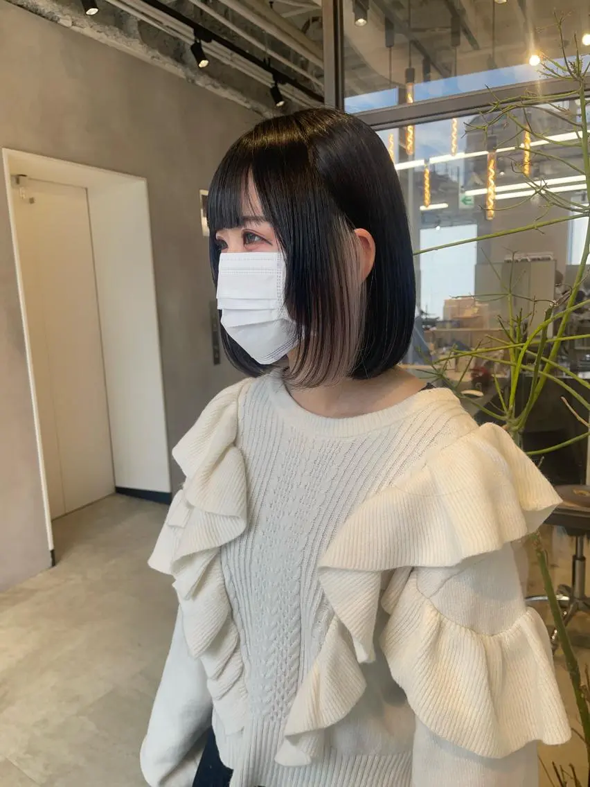 ショート カラー ボブ ヘアカラー トリートメント 🦋レイヤーカット ミドリカワ🦋のヘアスタイル