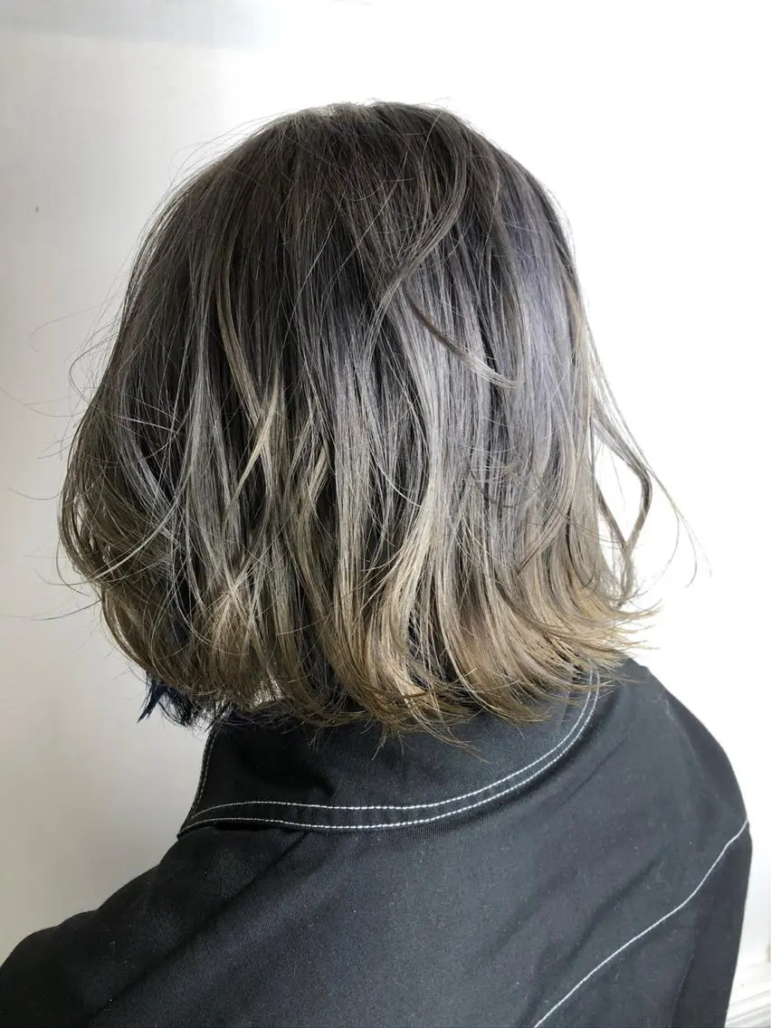 ショート カラー ヘアアレンジ リルウヘアー 天王寺のヘアスタイル