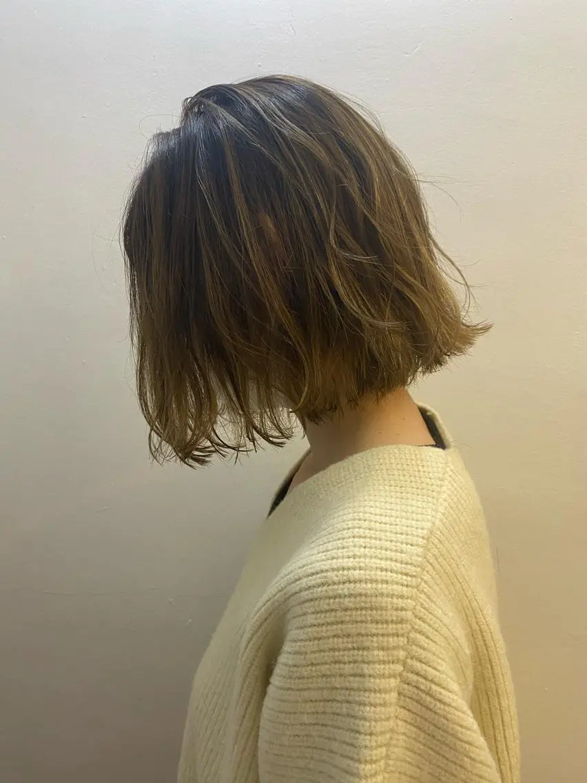 ショート ボブ ハイライト 艶髪カラー&ウルフ フルカワ ヒロズミのヘアスタイル