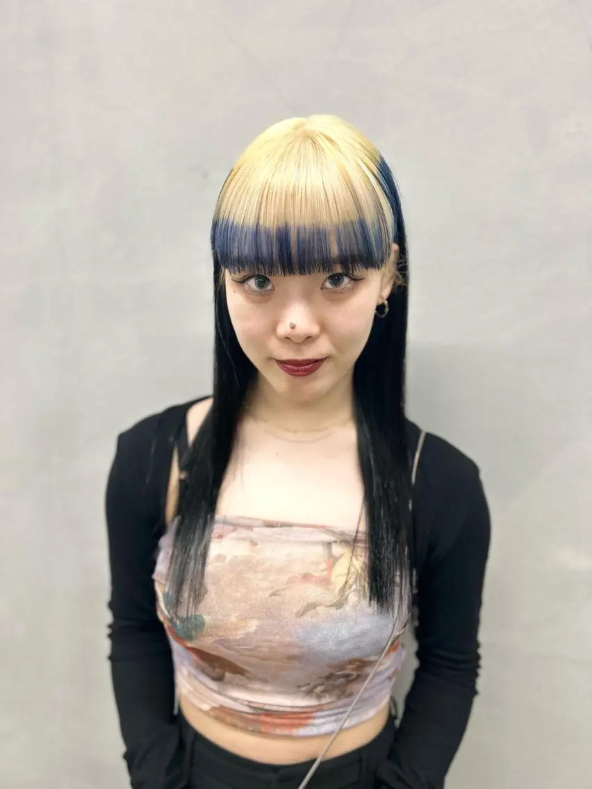 ロング カラー ブリーチ 原田 朱里のヘアスタイル