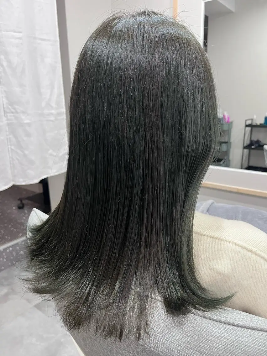 セミロング カラー liL hair サトウリョウタのヘアスタイル