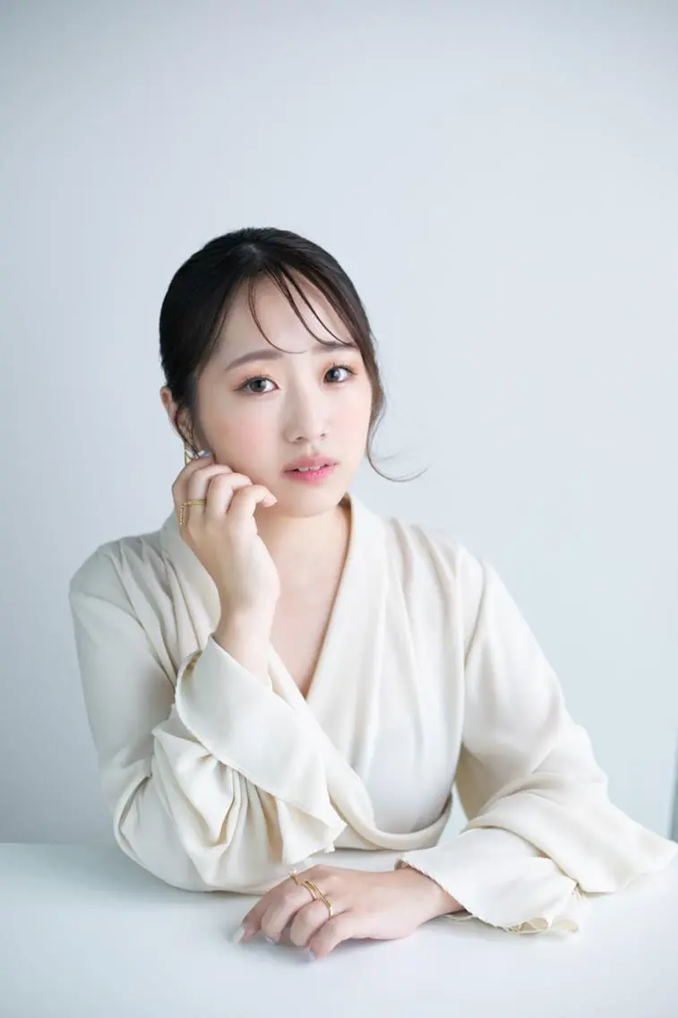 ミディアム ヘアアレンジ 韓国風ヘア ヘアセット KANETAKA DAISUKEの眉毛・アイブロウイメージ