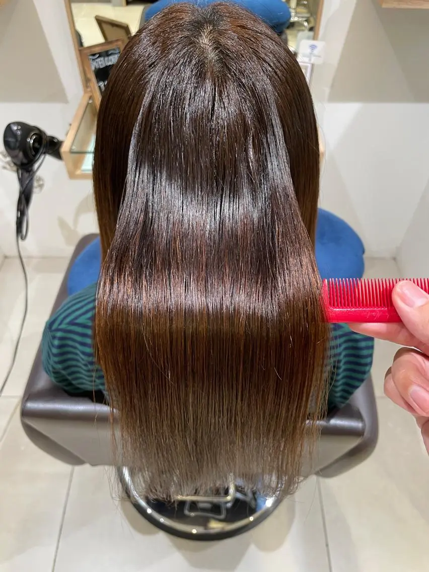 ロング カラー ブリーチ ケアブリーチ ダブルカラー イヤリングカラー ハイライトカラー 縮毛矯正 宮澤 タケル ミディアムヘアのヘアスタイル
