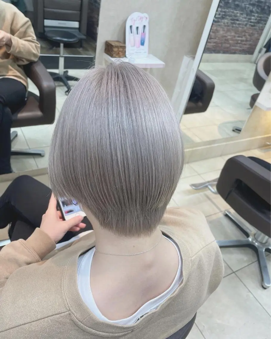 ショート 前田 菜奈子のヘアスタイル