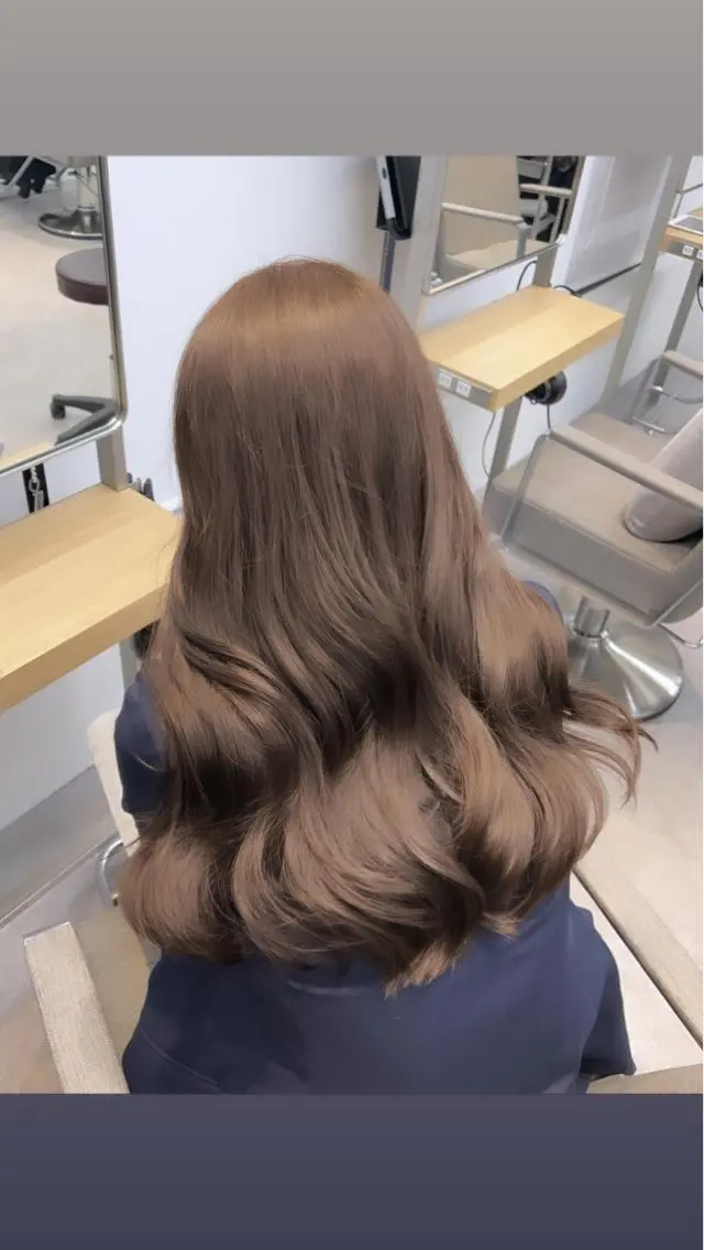 ロング カット ヘアカラー 🫧髪質改善•艶カラ ー特化🫧谷奥甲太のヘアスタイル