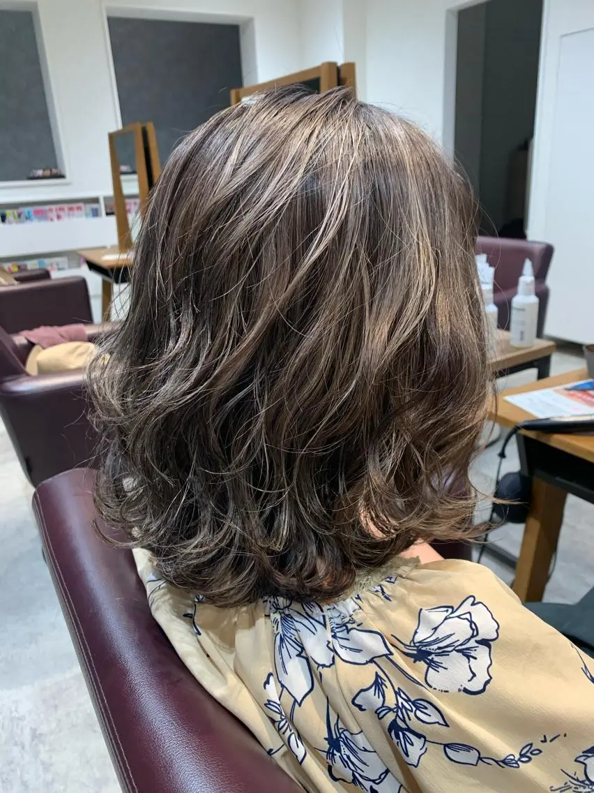 セミロング カラー HAREru. モデル募集【戸塚】のヘアスタイル
