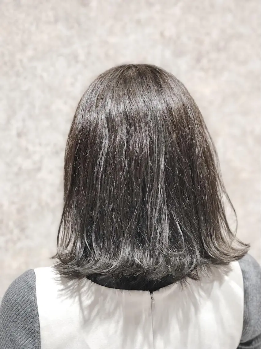 ミディアム カラー シルバー 🫟Blanco🫟 Color&Careのヘアスタイル