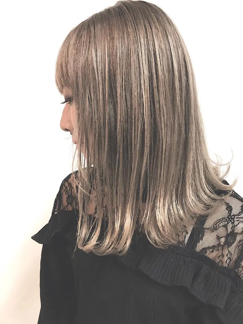 ミディアム カラー カット ヘアカラー トリートメント ヘアセット 360°キレイな ショートカットのヘアスタイル