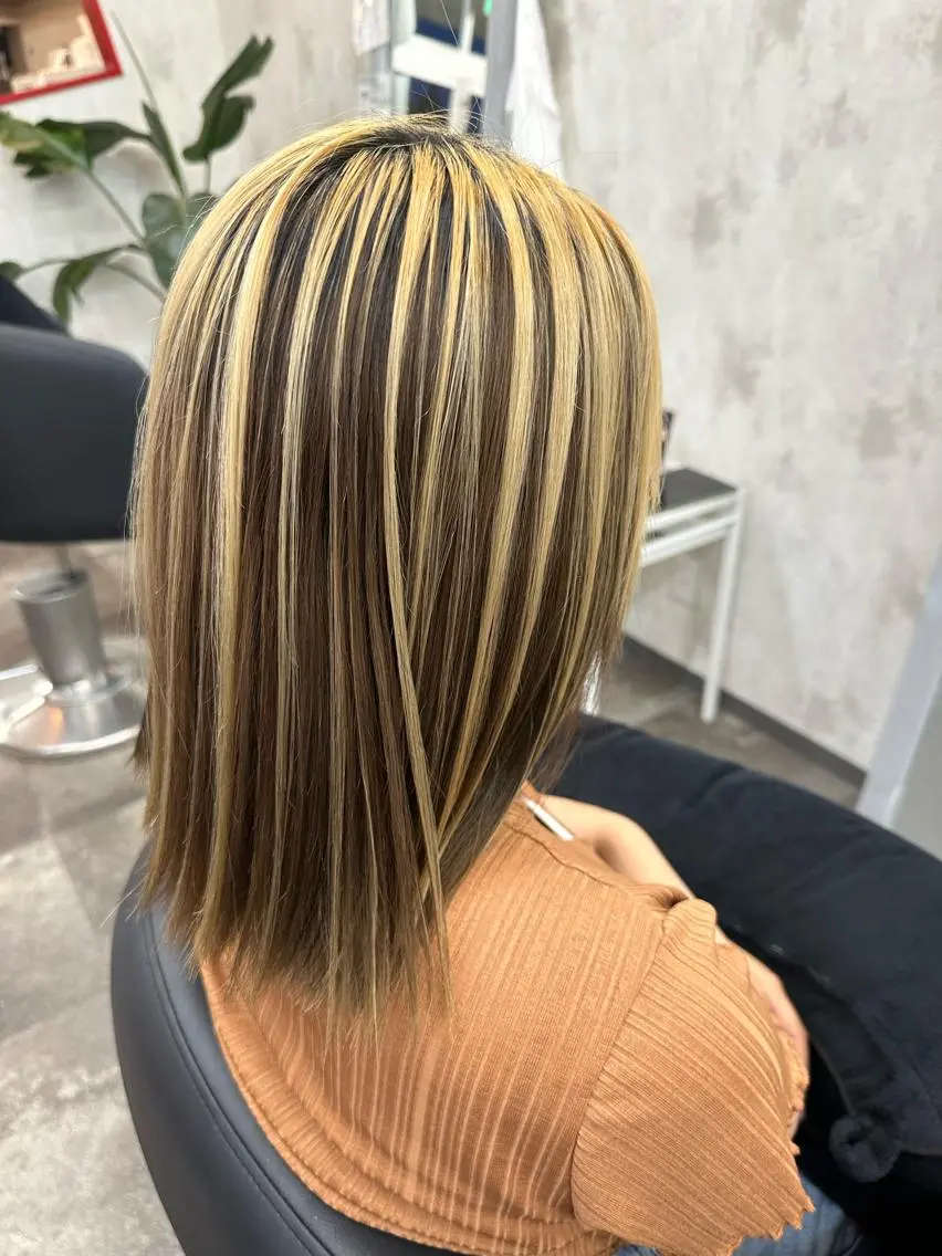 セミロング 酸性ストレート 森本 倭のヘアスタイル