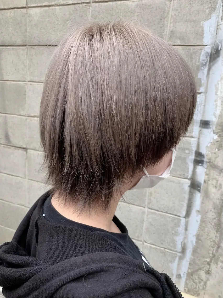 ショート カラー 最高級エクステ /羽エクステ白石宇由のヘアスタイル