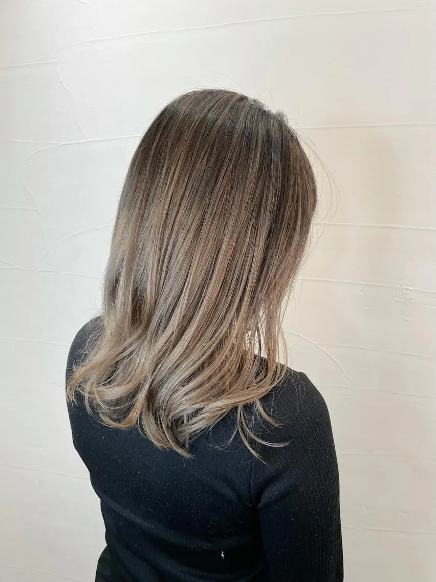 カラー アディクシーカラー バレイヤージュ ブリーチ ケアブリーチ 透明感カラー ヘアカラー 水戸/ブリーチカラー ♠️♠️會澤遼真のヘアスタイル
