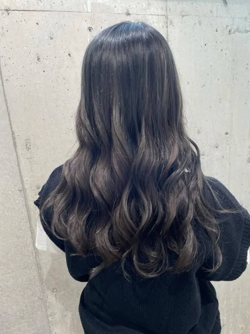 セミロング カラー ヘアカラー 山本 愛永のヘアスタイル