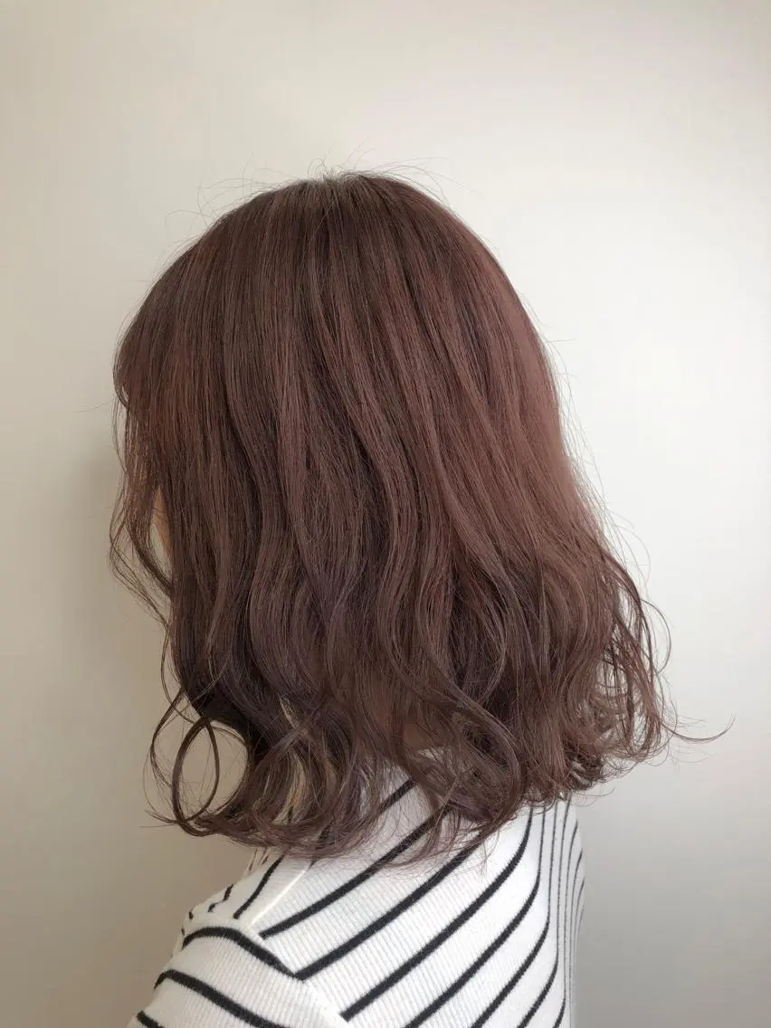 ミディアム カラー ブリーチ ケアブリーチ ピンクカラー 【透明感、艶髪】西村 有司のヘアスタイル