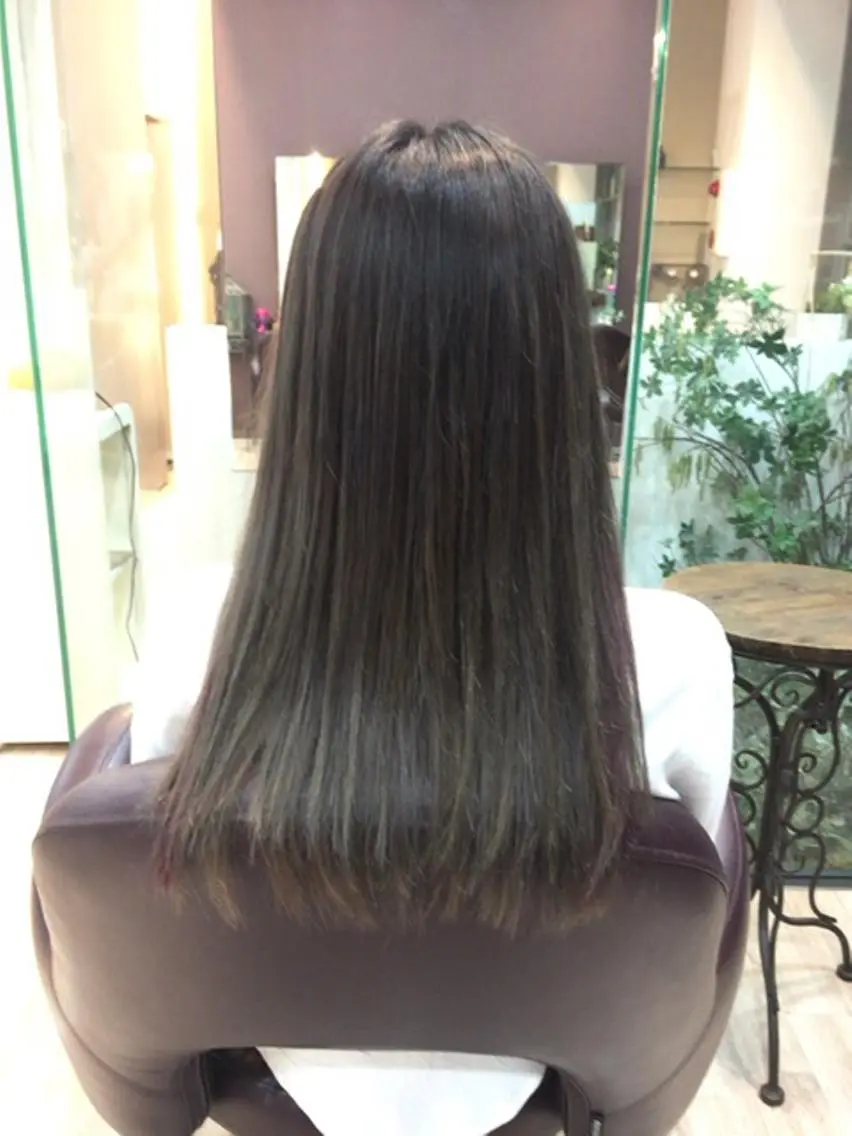 ロング カラー グラデーションカラー ハイライトカラー ハイライト 菅井 敏樹のヘアスタイル