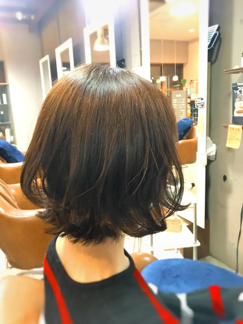 ショート 切りっぱなしボブ ボブ レイヤーカット DaisyLash yuria🫧のマツエク・マツパデザイン