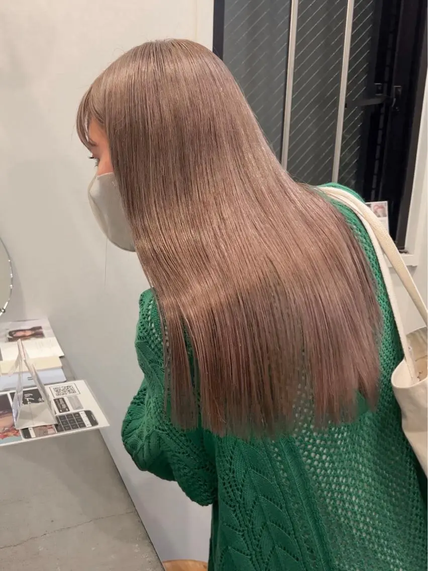 セミロング カラー ブリーチ カット ヘアカラー トリートメント wカラー 指名No1かけるのヘアスタイル