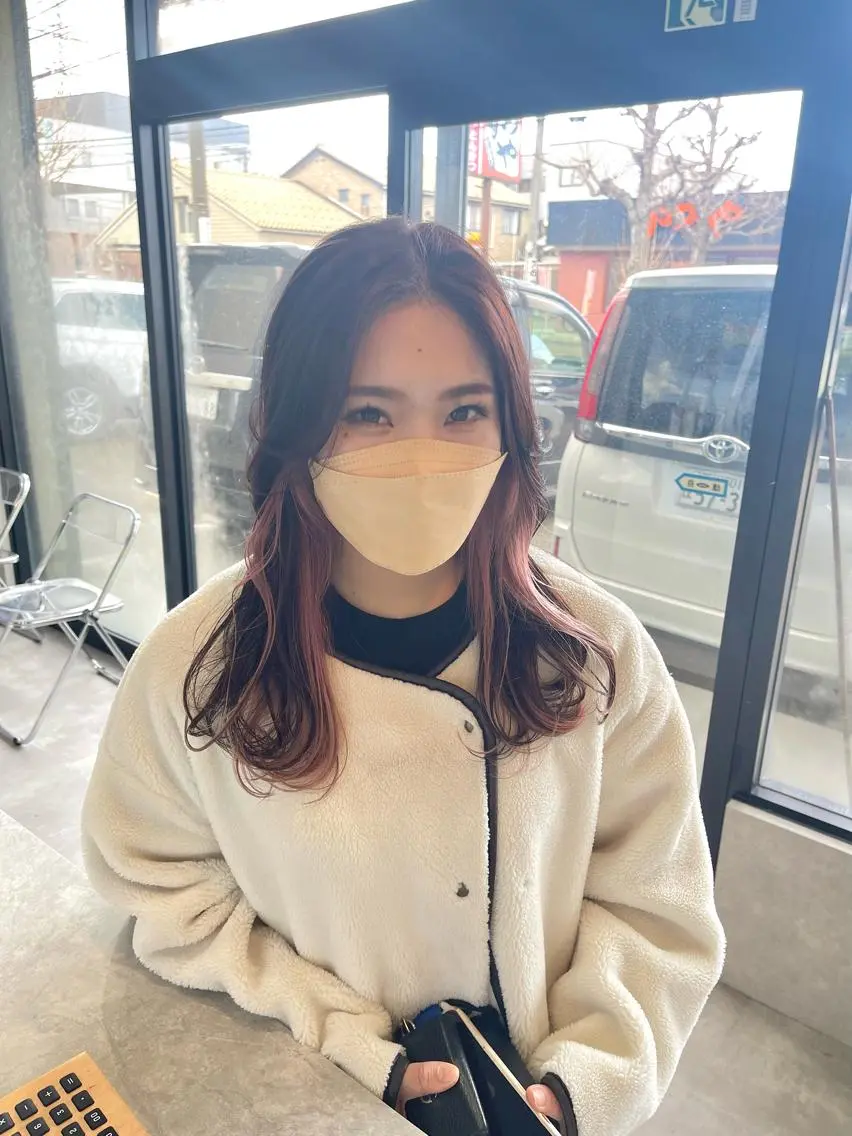 セミロング カラー カット ヘアカラー トリートメント 一ノ瀬 暁のヘアスタイル