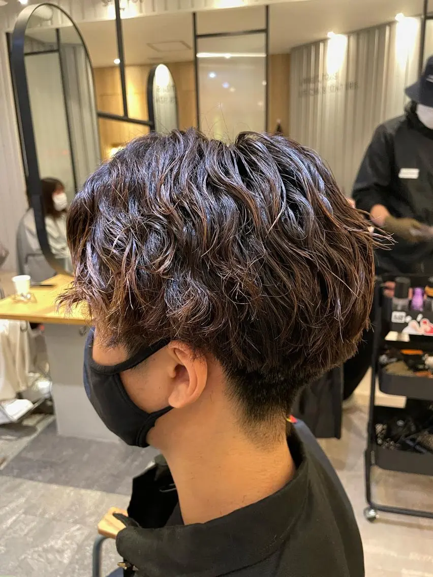パーマ メンズ 💘韓国レイヤー上 品カラーruru💘のヘアスタイル