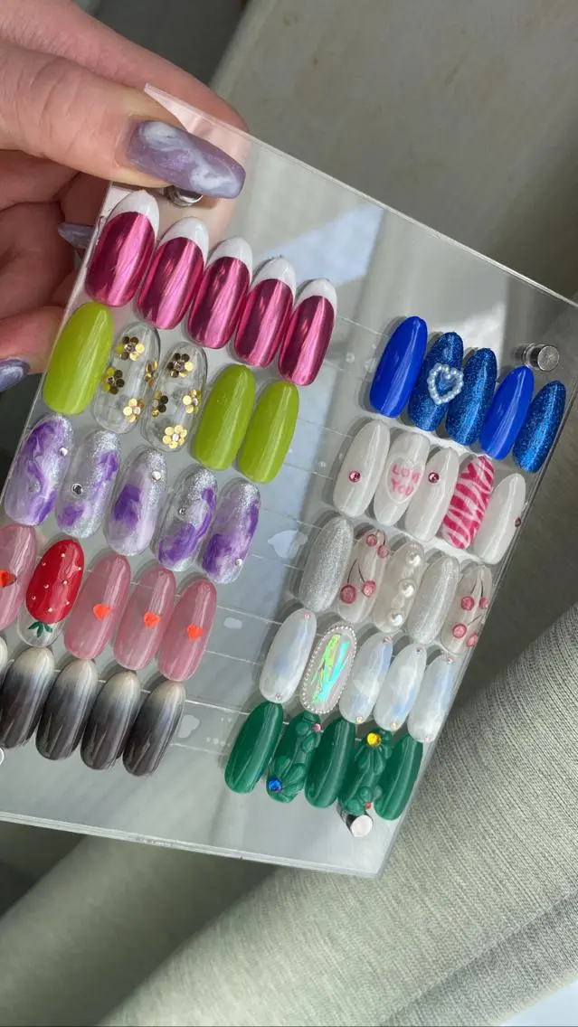 ロング ネイル tetty nailsalonのネイルデザイン