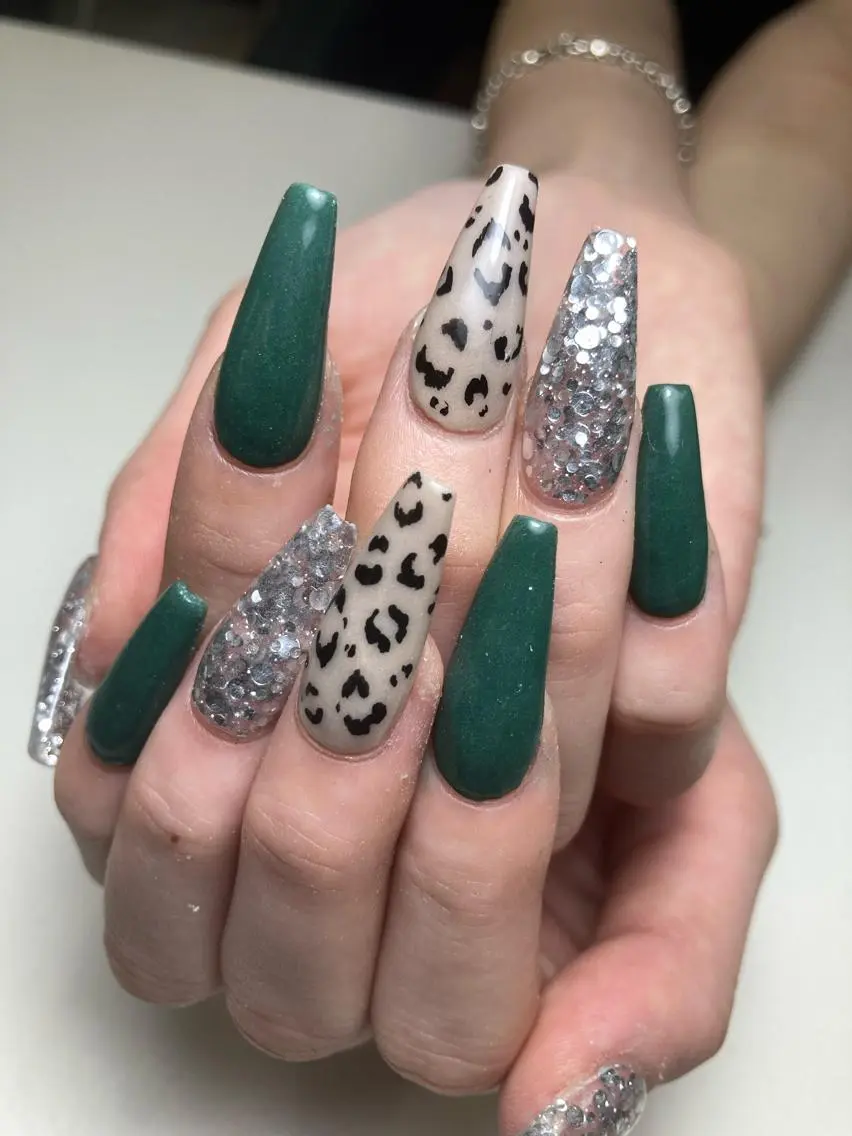 ネイル nailALBA ヨシアキのネイルデザイン
