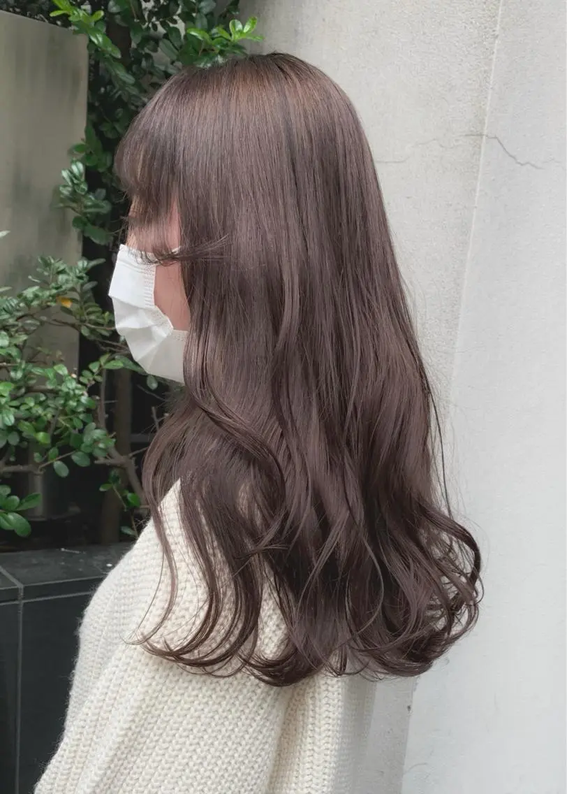 ロング カラー ブリーチ グレージュ ブリーチなしカラー ヘアカラー トリートメント 矢野 晃平のヘアスタイル