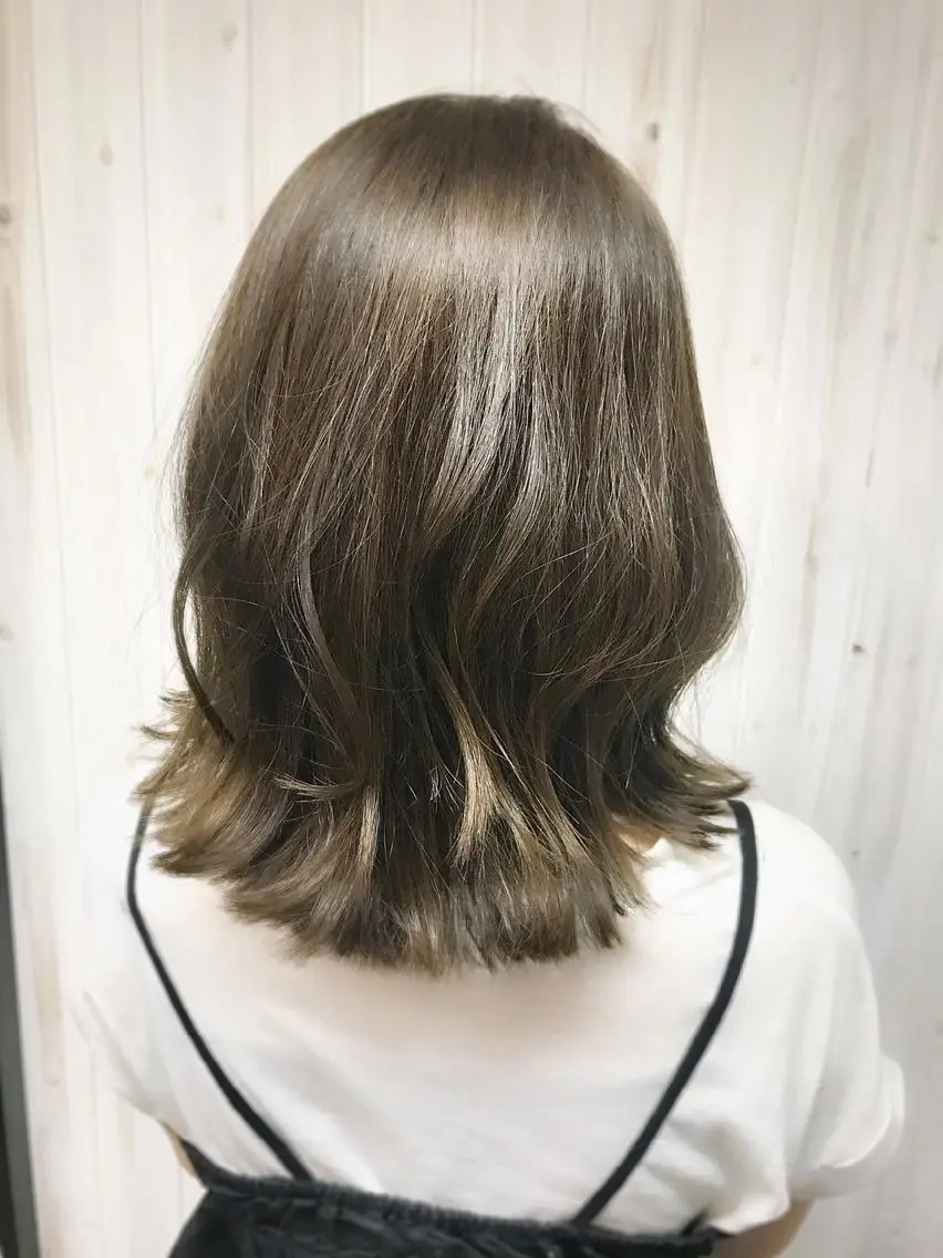 ミディアム カラー 吉祥寺aivee 若手注目スタッフのヘアスタイル