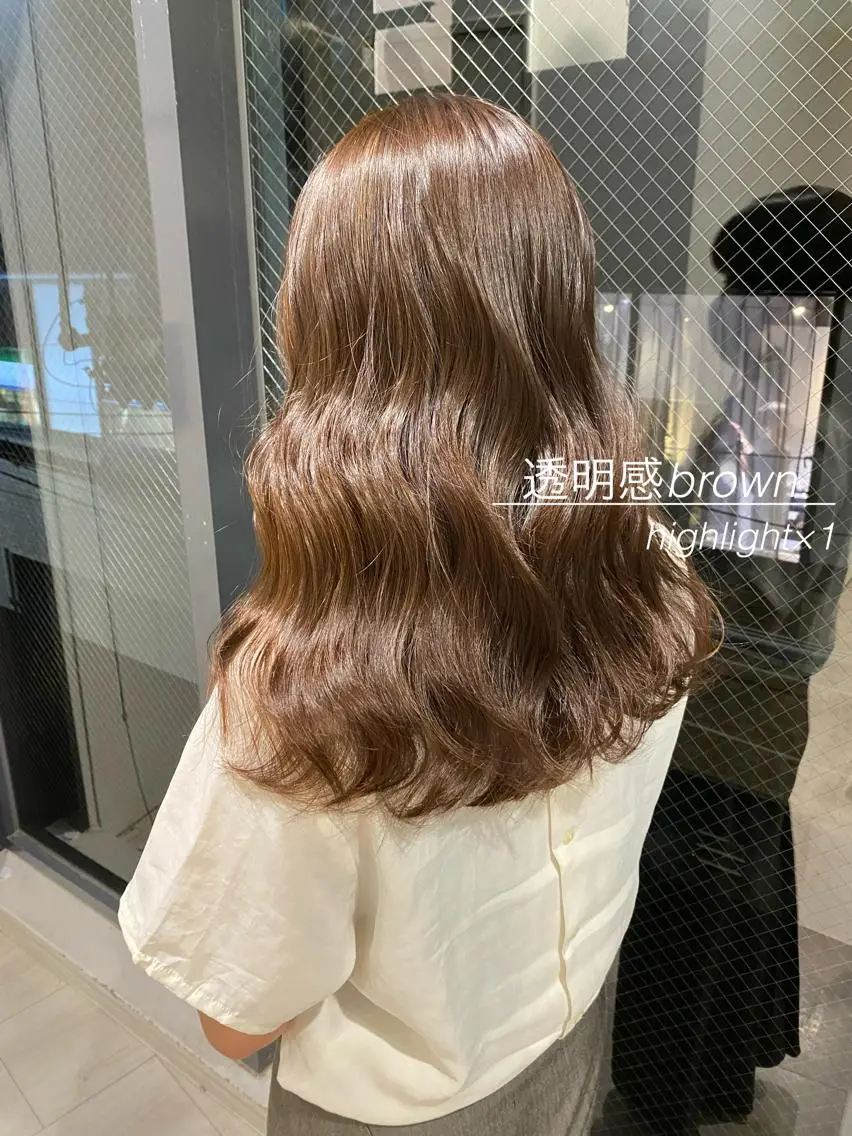 ロング カラー ブリーチ 透明感カラー 小林 夢羽のヘアスタイル
