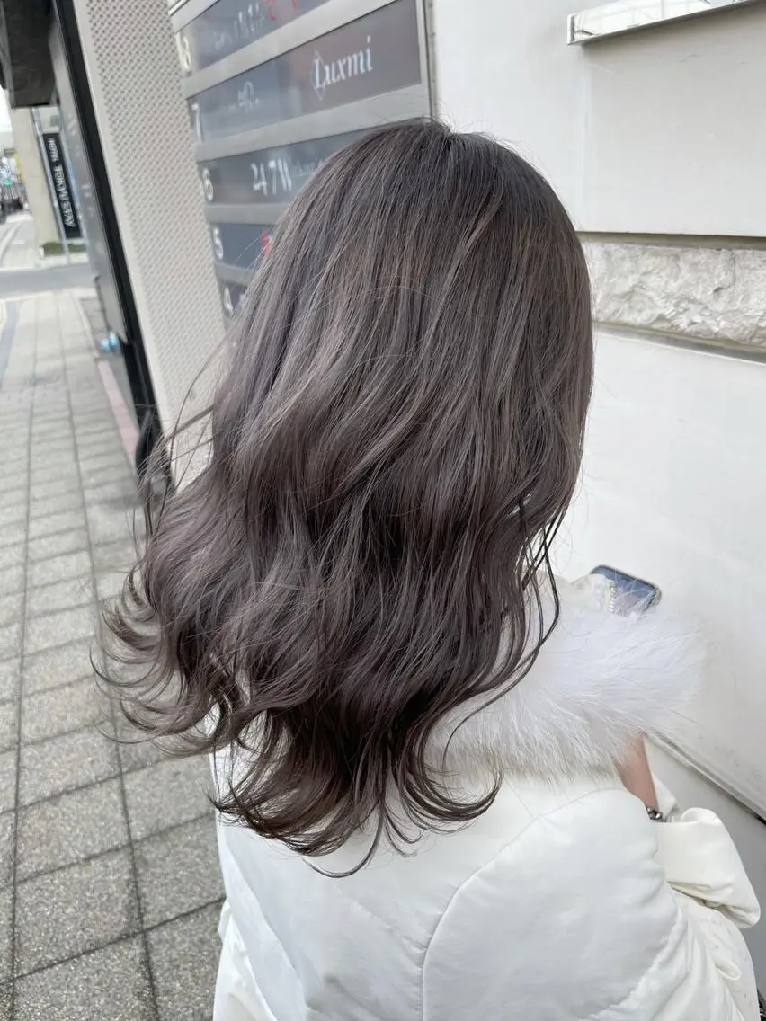 セミロング カラー 切りっぱなしボブ ベージュカラー ブリーチ ケアブリーチ ケアカラー 🫧髪質改善🫧 神田紗来のヘアスタイル
