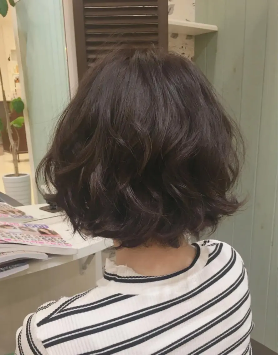ショート カラー パーマ ブラウンカラー ダークブラウン ボブ デジタルパーマ ビーズアモール 豊田店のヘアスタイル