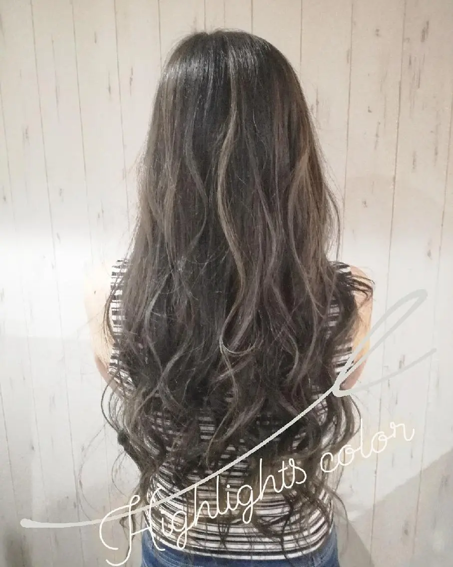 カラー ロング グラデーションカラー ハイライトカラー ハイライト カット ヘアカラー 西川 敏夫のヘアスタイル