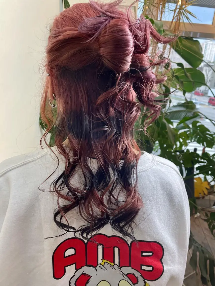 ロング カラー シールエクステ バレイヤージュ ブリーチ ケアブリーチ ダブルカラー カット ヘアカラー WEST OLAND加藤圭介のヘアスタイル