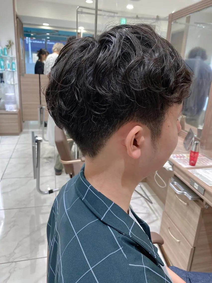 パーマ メンズ 技術モデル募集中 🩶村嶋 彩のヘアスタイル