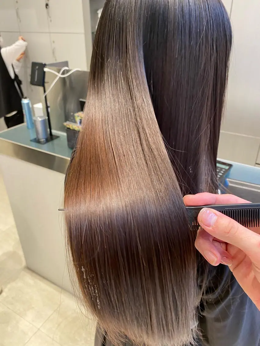 ロング 酸性ストレート カット 縮毛矯正 トリートメント 💜髪質改善美髪💜 星野清光のヘアスタイル
