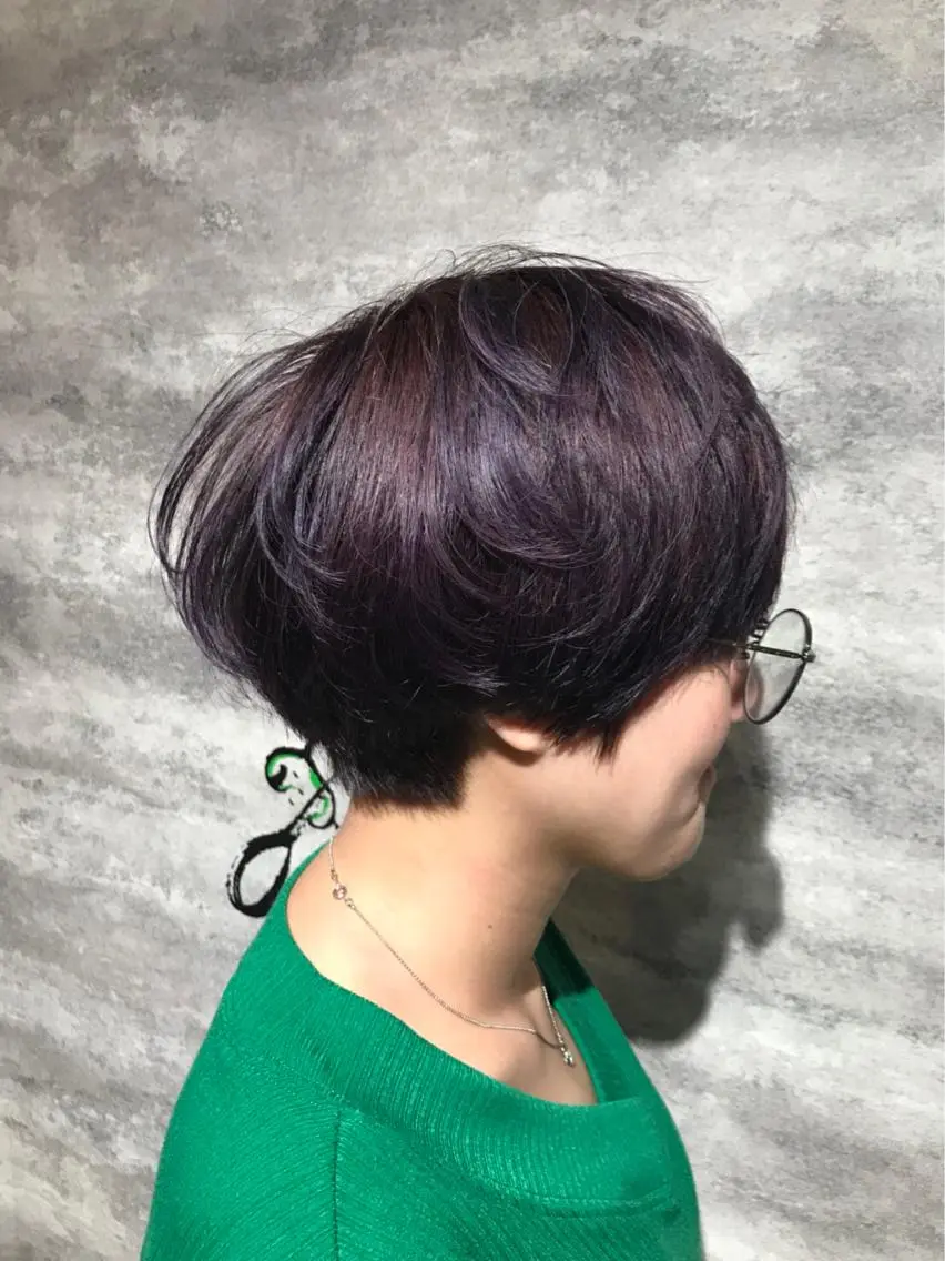 ショート カラー バイオレットカラー Blanco Color&Careのヘアスタイル