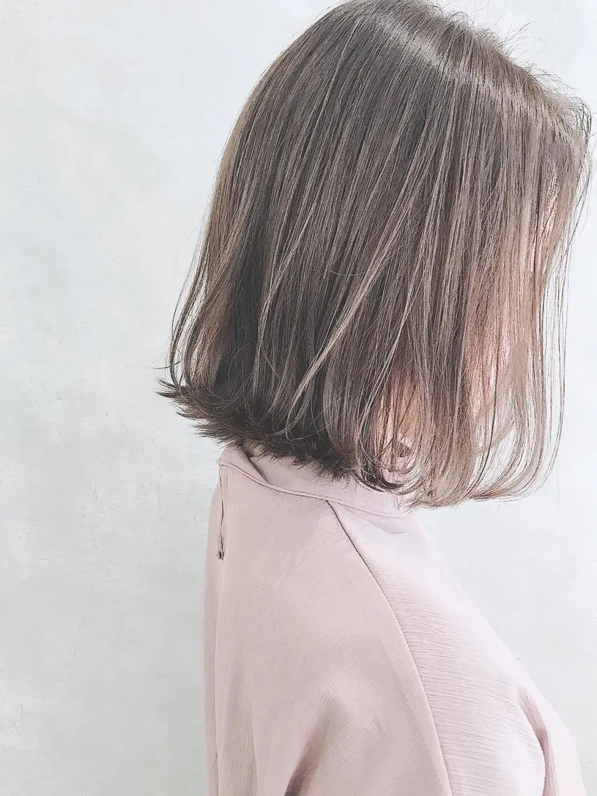 ショート カラー アディクシーカラー ブリーチ ケアブリーチ ダブルカラー ハイライトカラー MOU namba ムウナンバのヘアスタイル