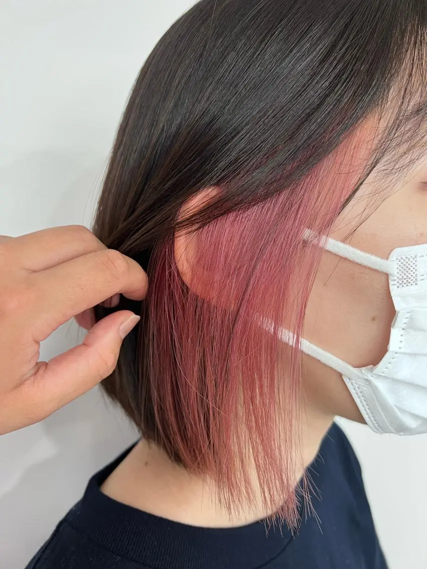 ショート カラー ブリーチ ブラウンカラー インナーカラー ピンクカラー 🤍中野 レオ🤍のヘアスタイル