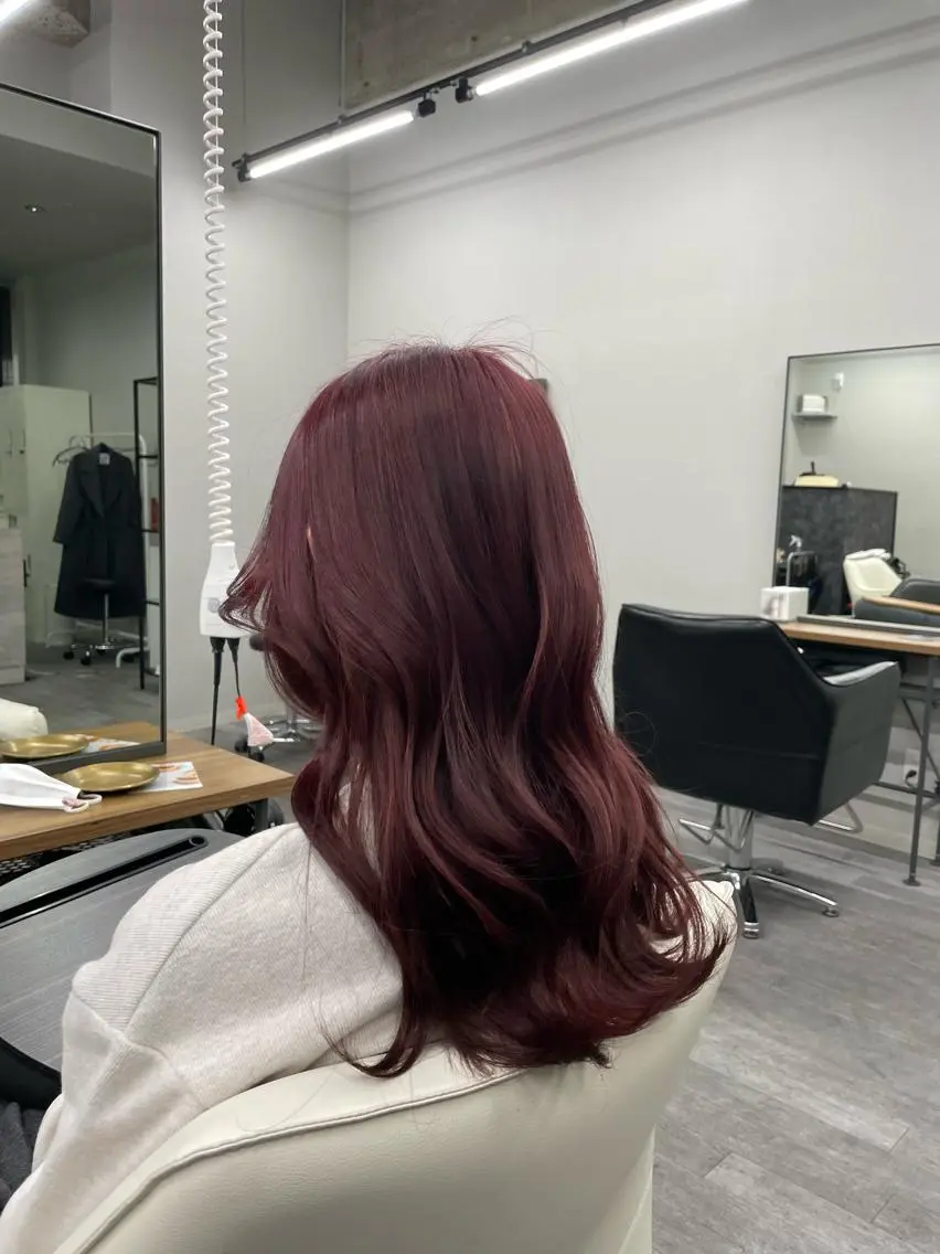 ロング カラー ブリーチ ブラウンカラー ケアブリーチ ピンクカラー ピンクブラウン ヘアカラー けいと髪質改善 全年齢リピート多数のヘアスタイル