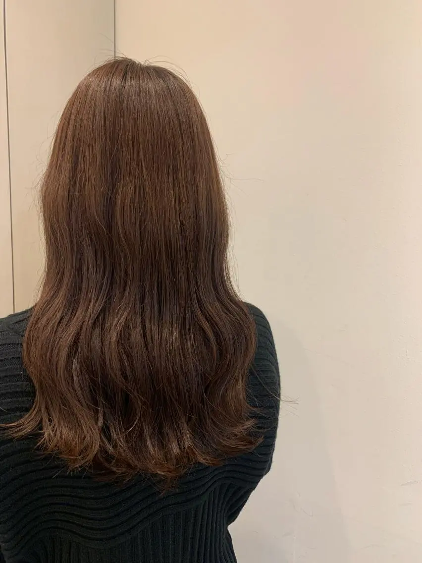 カラー ブリーチ ブラウンカラー om's poka 伊藤百花のヘアスタイル